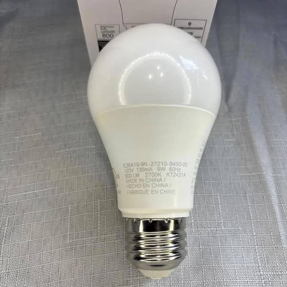 3 Pack LED A19, E26 Light Bulbs Daylight 9W